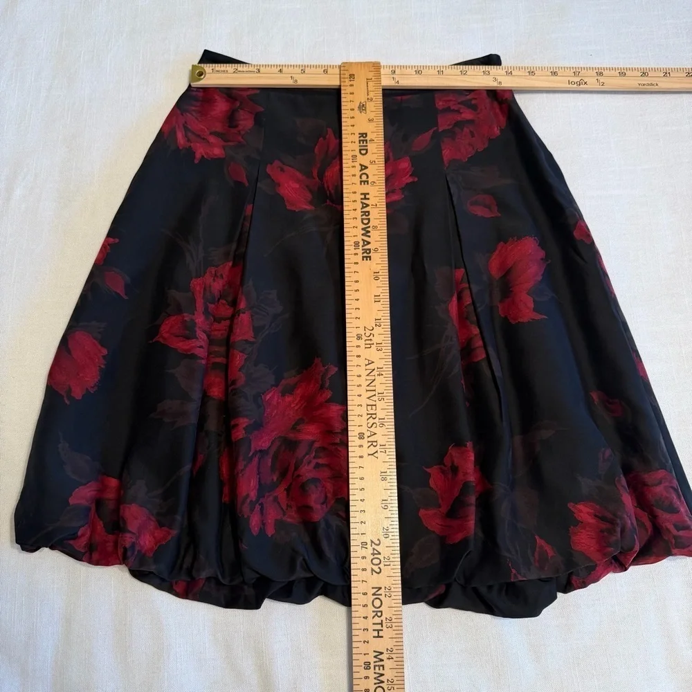 Ann Taylor Skirt Womens 2P Black Red Dark Floral Bubble Hem Silk Wool Whimsigoth